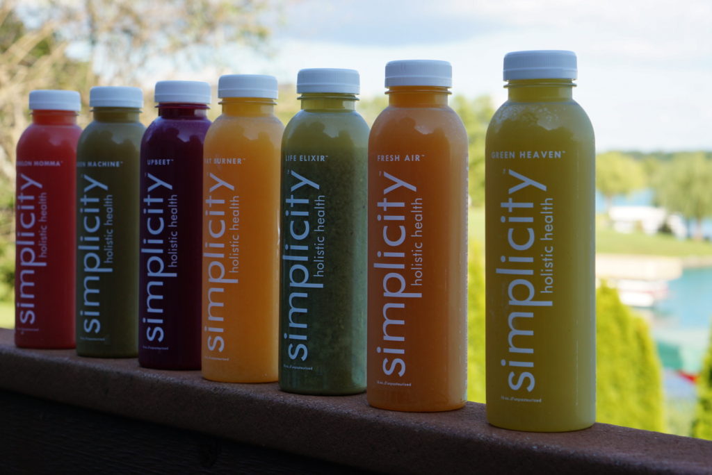 Simplicity Juices Holistic Health + 3 Day Cleanse | Saks Fifth Avenue featured by popular Indianapolis life and style blogger Karina Style Diaries