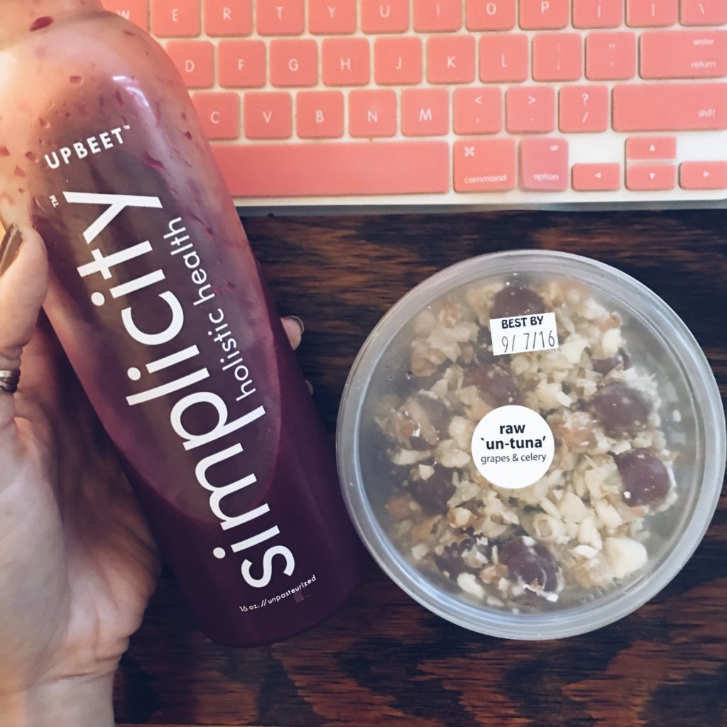  Simplicity Juices Holistic Health + 3 Day Cleanse | Saks Fifth Avenue featured by popular Indianapolis life and style blogger Karina Style Diaries