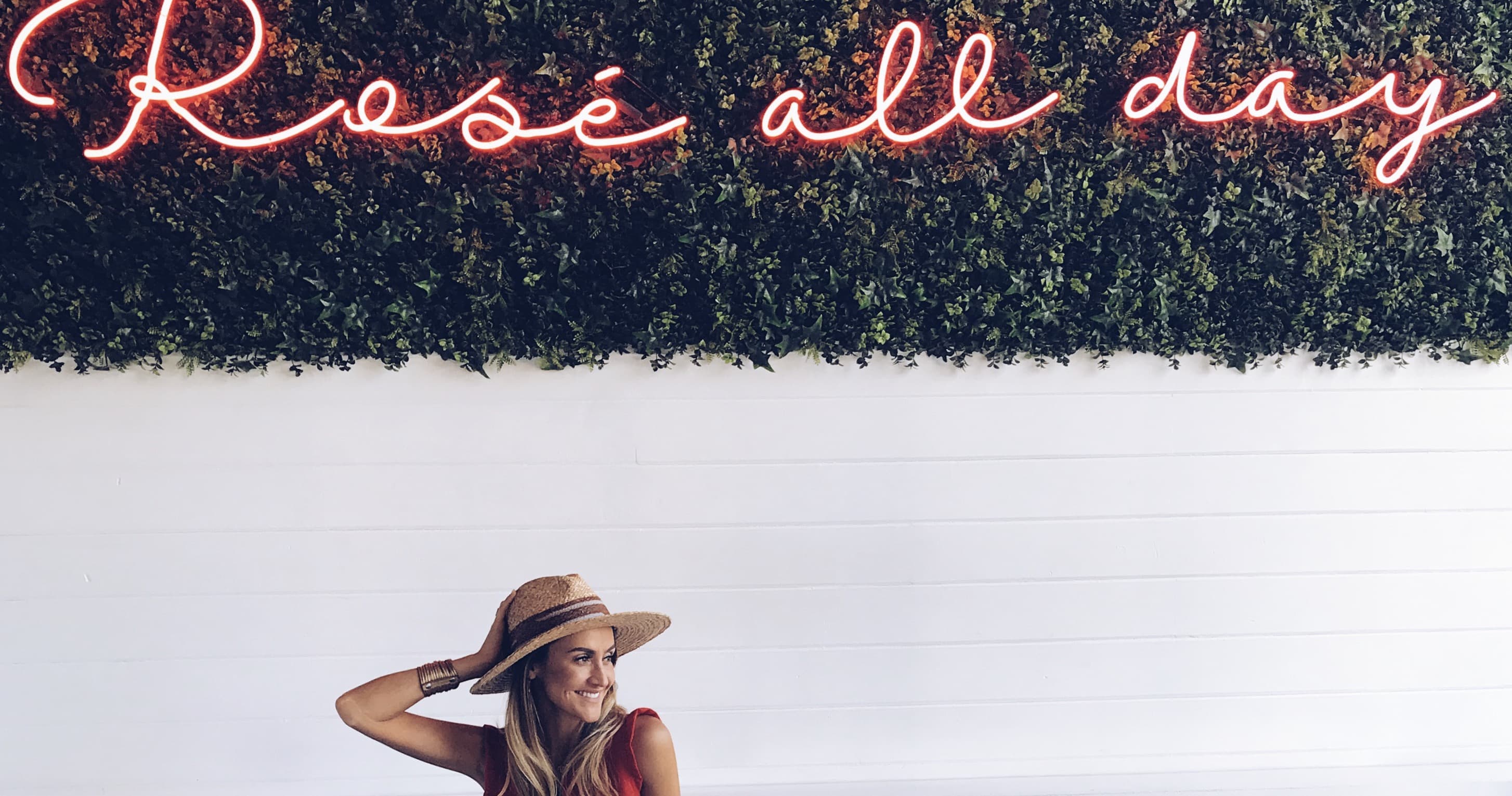 The Hampton Social (last chance to enter H&T giveaway!!) Karina Style