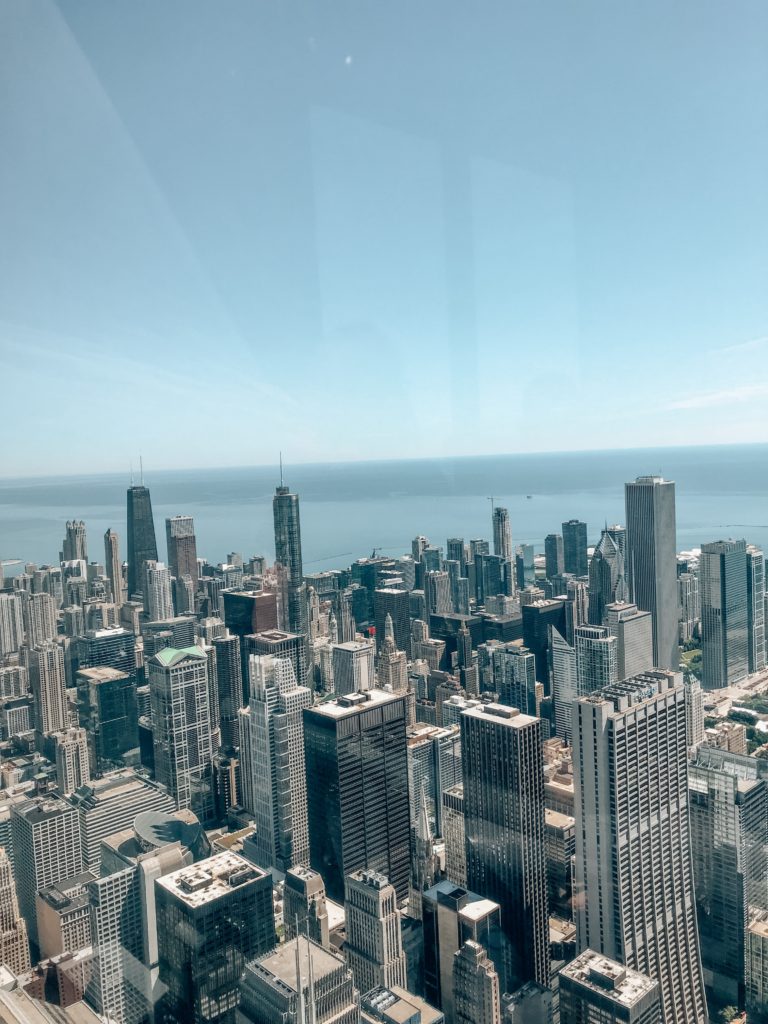 Chicago city views | The Ultimate Weekend in Chicago featured by popular Indianapolis travel blogger, Karina Style Diaries