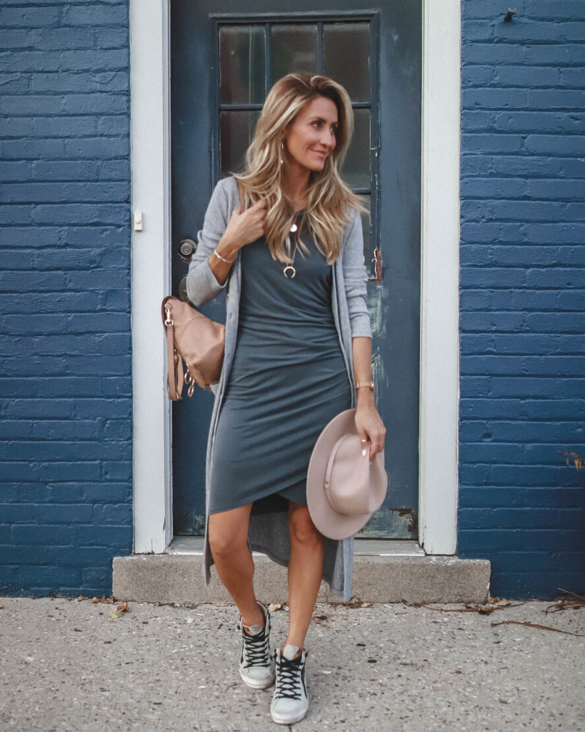 Evereve confidence, jersey ruched dress, karina style diaries | | 5 Tips on How to Be Confident and Stay Strong featured by popular Indianapolis life and style blogger, Karina Style Diaries