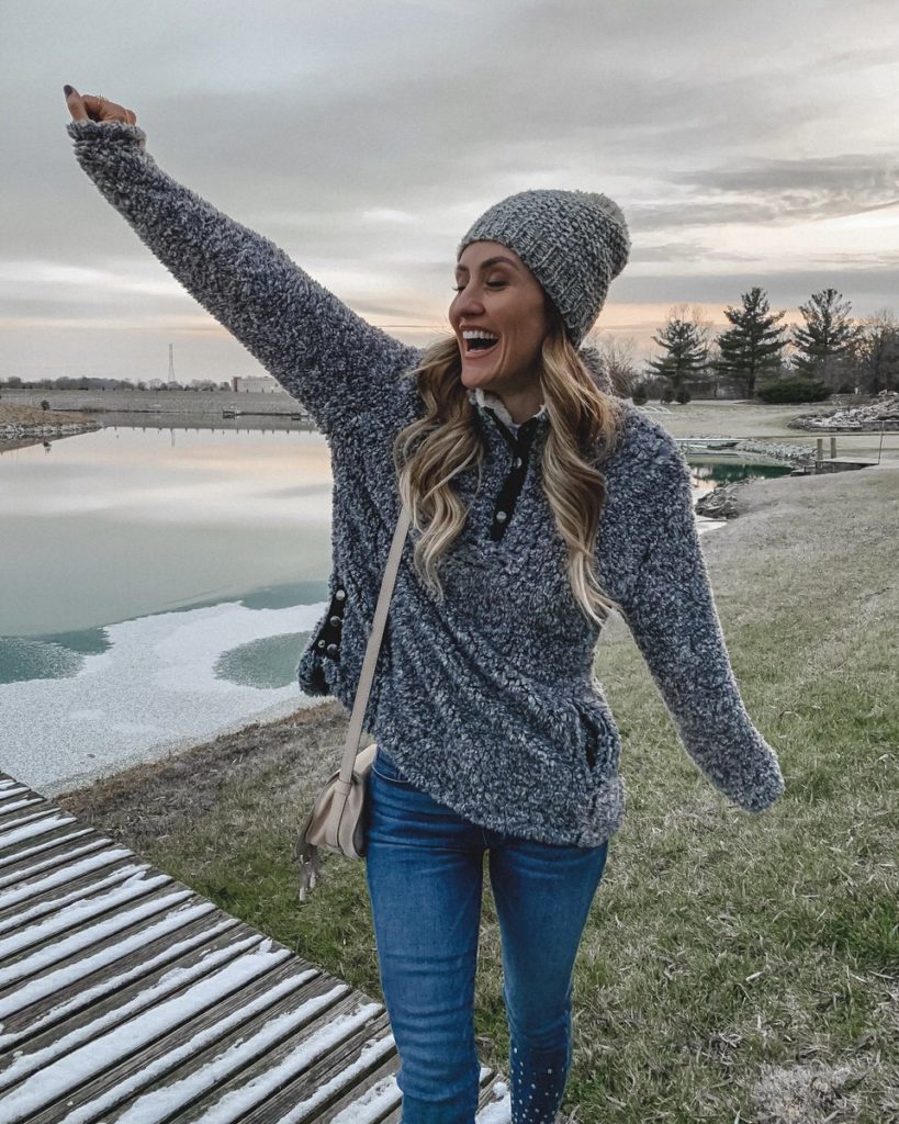 sherpa jacket and skinny jeans, tweed beanie, karina style diaries | 7 Essential Tips for Making your Dreams Come True in 2019 featured by top US lifestyle blogger,  Karina Style Diaries