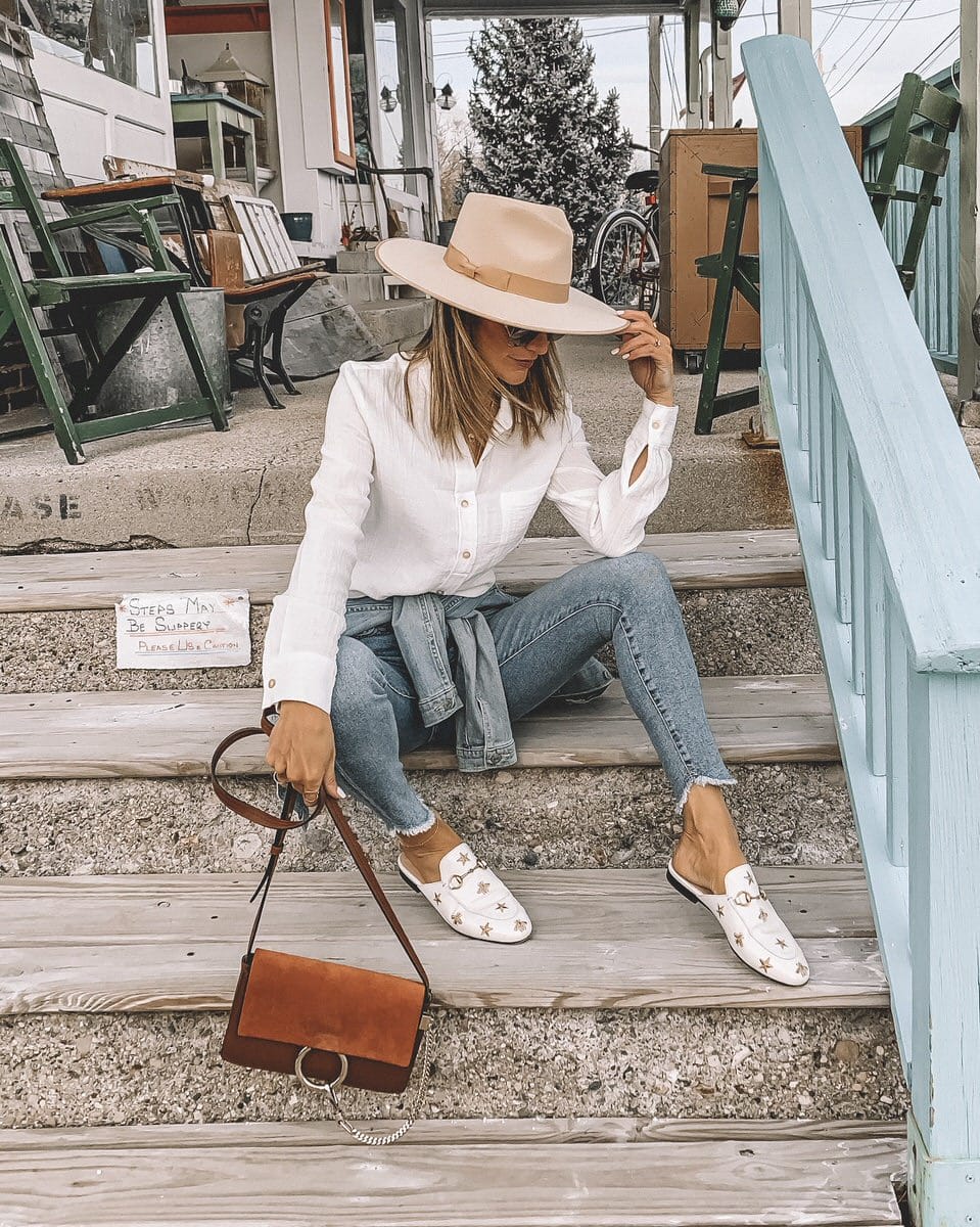 Fashion Blogger Karina Reske | white button up look | skinny raw hem jeans | spring transition outfit | Gucci princetown cream embroidered loafers | Lack of Colors Rancher cream hat