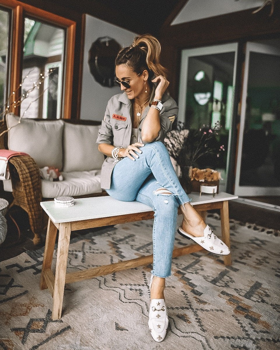 Fashion Blogger Karina Reske | Embelished Military jacket | Levi's 501 | cut hem straight high waist jeans | Gucci princetown loafers | Braided hair in pony tail