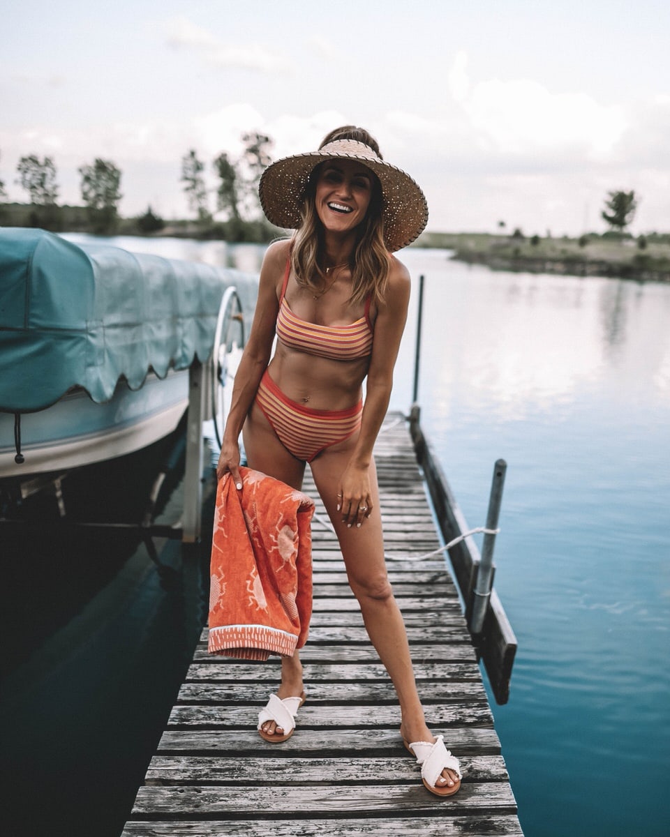 Fashion Blogger Karina Style Diaries Karina Reske Spring Summer Fashion swimwear