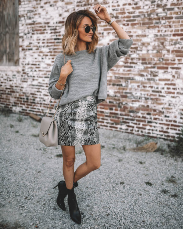 2 Ideas to Wear a Snakeskin Mini Skirt - Karina Style Diaries