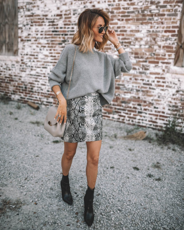 2 Ideas to Wear a Snakeskin Mini Skirt - Karina Style Diaries