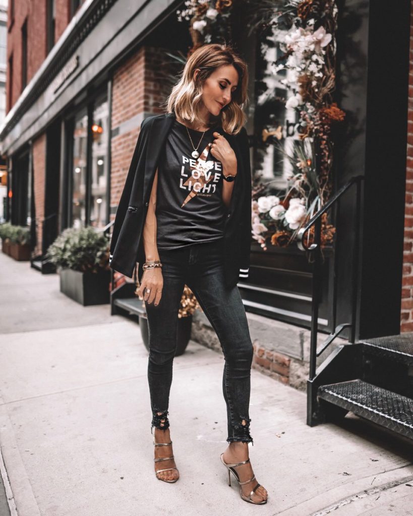 Karina Style Diaries wearing all black outfit algode skinny jeans chaser tee black blazer gold strappy heels