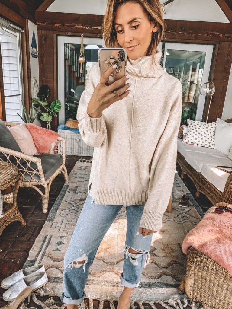 Karina Style Diaries wearing oversized turtleneck sweater levis wedgie