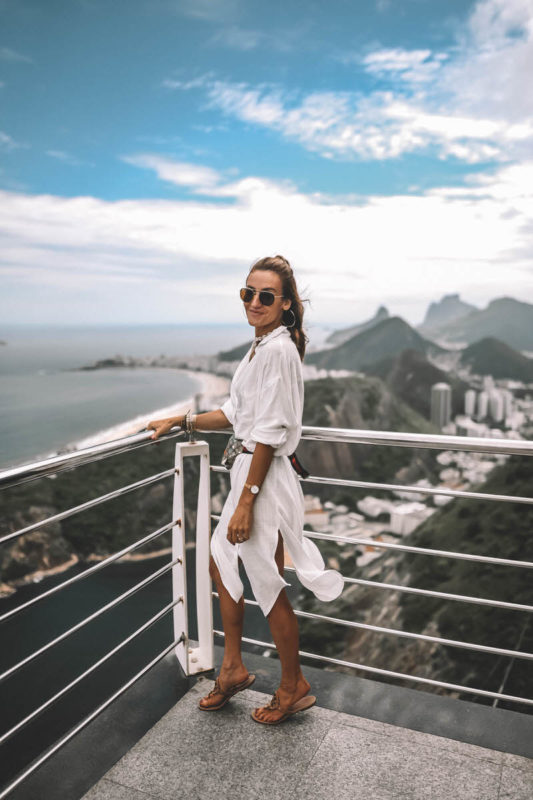 Vista do Pão de açúcar a praia de copacabana