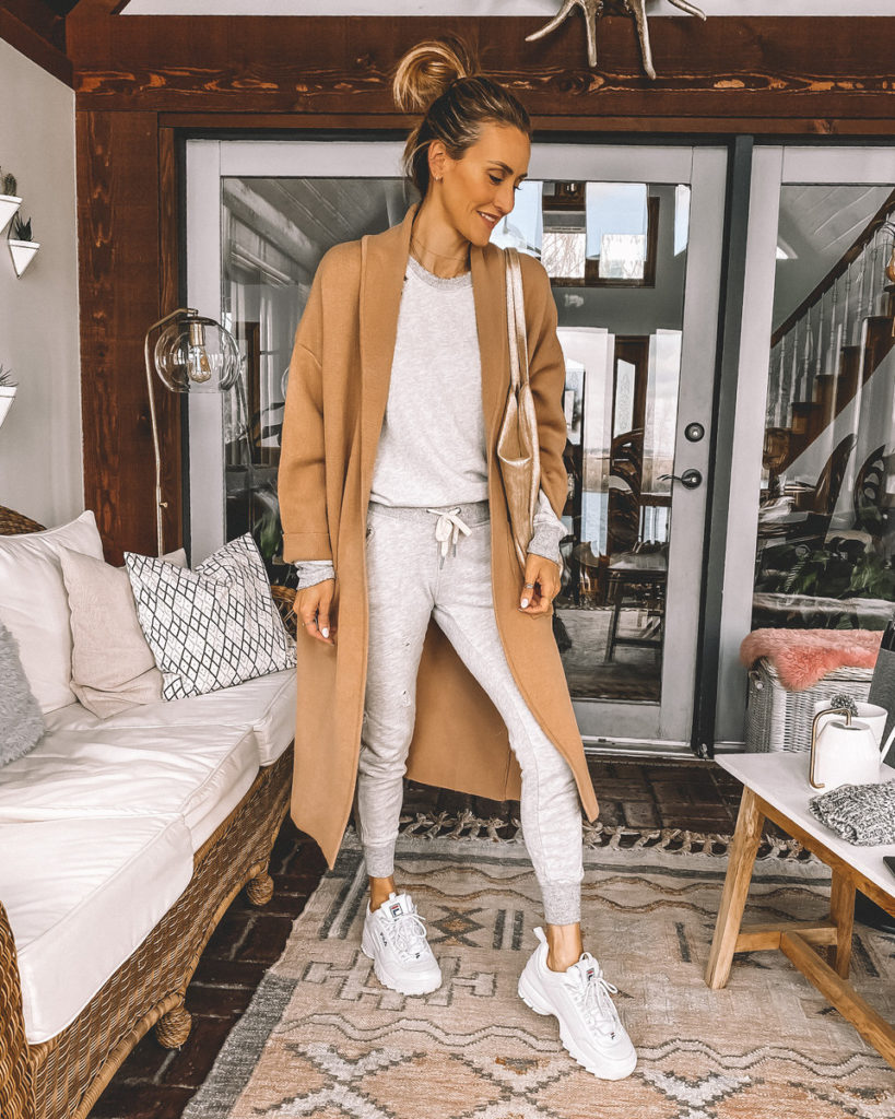 cozy ways to style a sweater coat travel outfit 