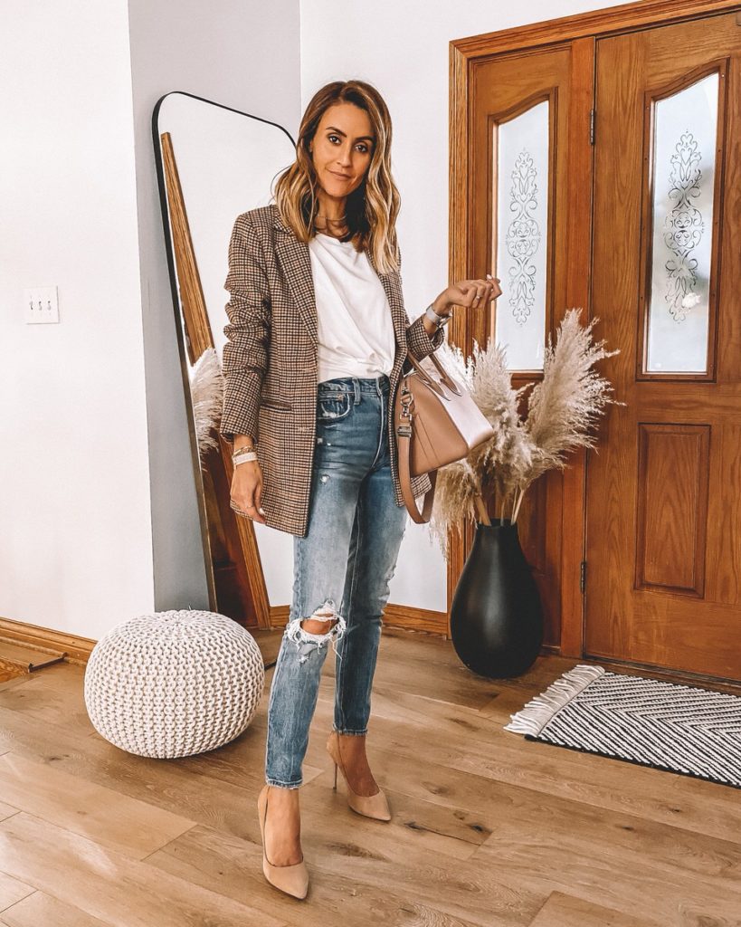 Karina Style Diaries wearing plaid wool blazer cloat high rise skinny jeans express balloon sweatshirt pointed toe pump two row chain necklace givenchy bag fall style