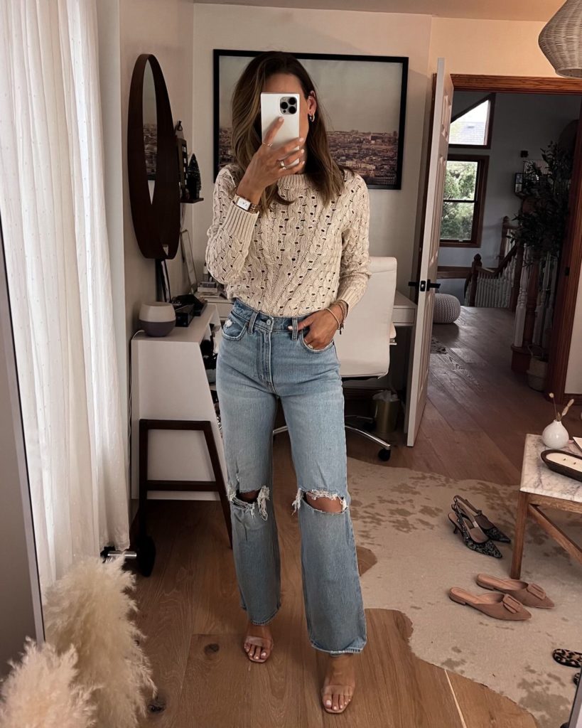 Karina wear abercrombie 90s ultra high rise relaxed jeans