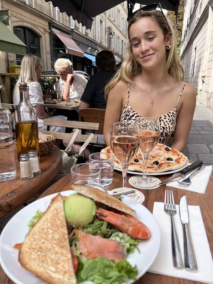 Bella Reske at Nicole's Restaurant, Paris 