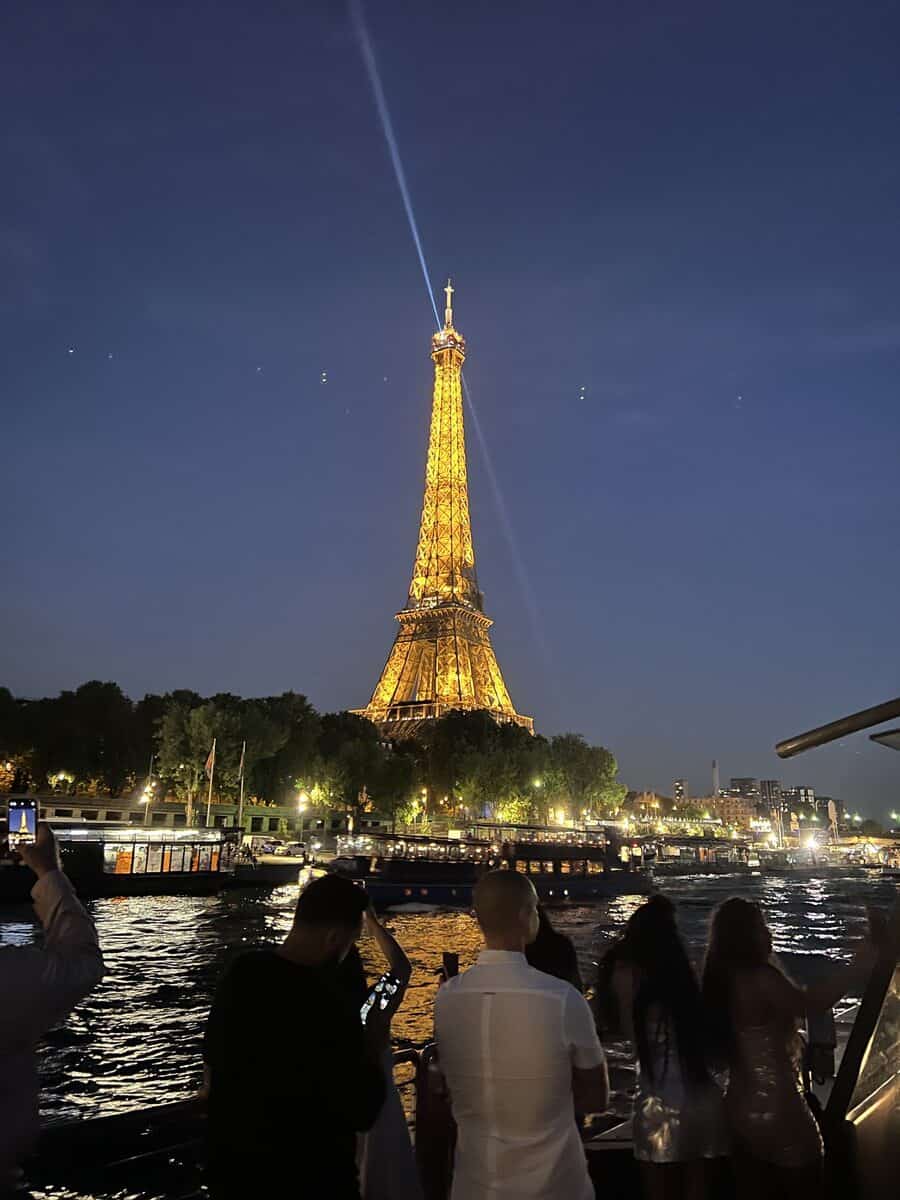 Eiffel Tower, Paris seeing from the Seine at night
