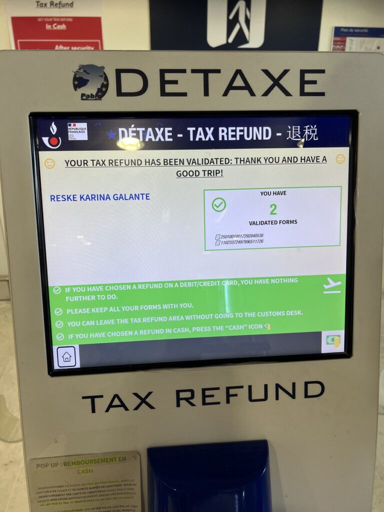 Tax Return, Paris airport 