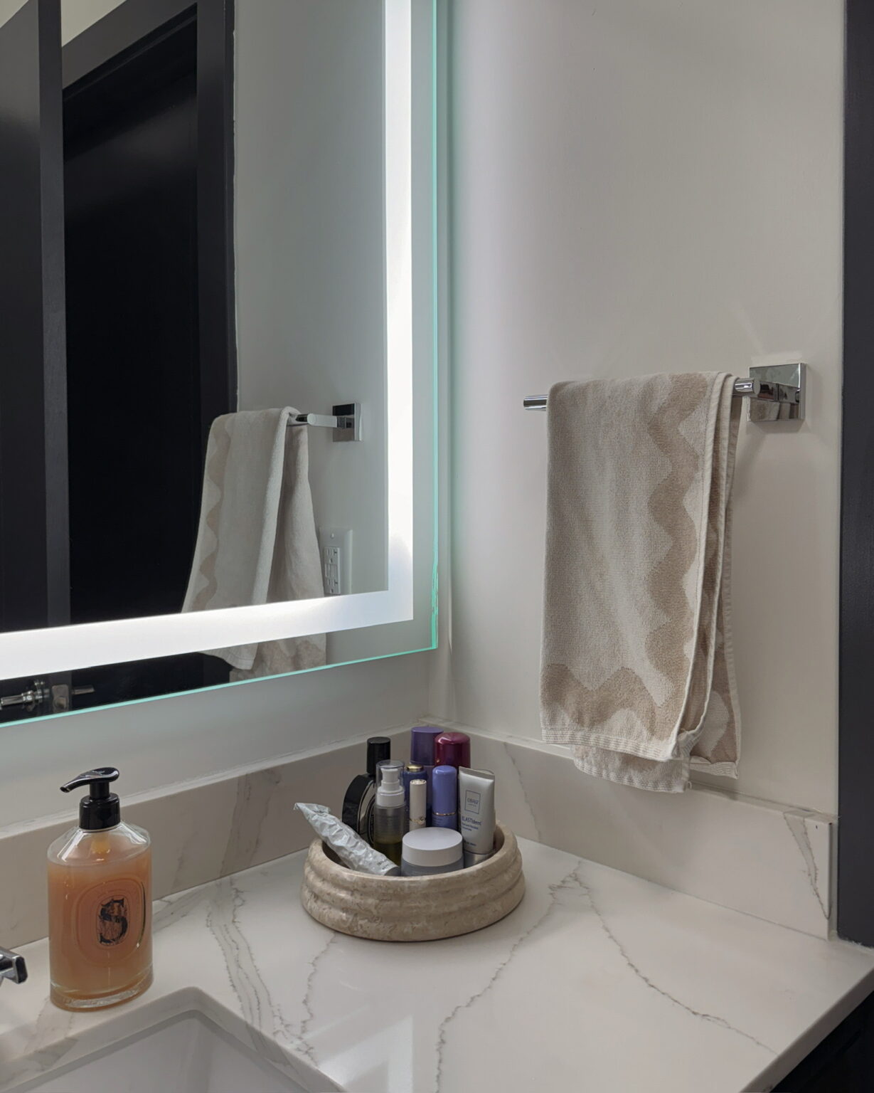 Minimalist Office Decor Ideas