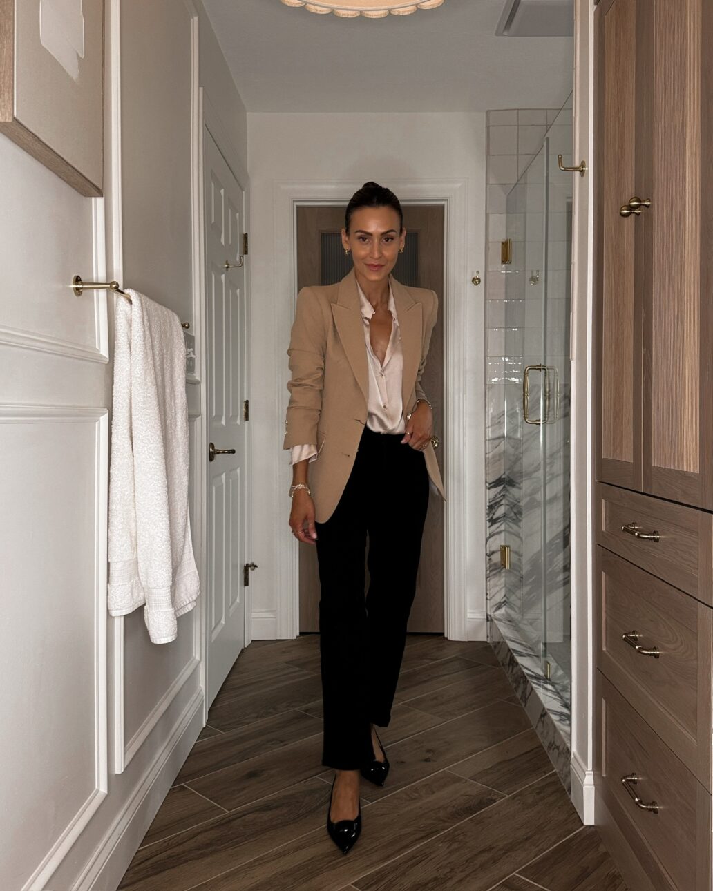 work outfit from zara with blazer