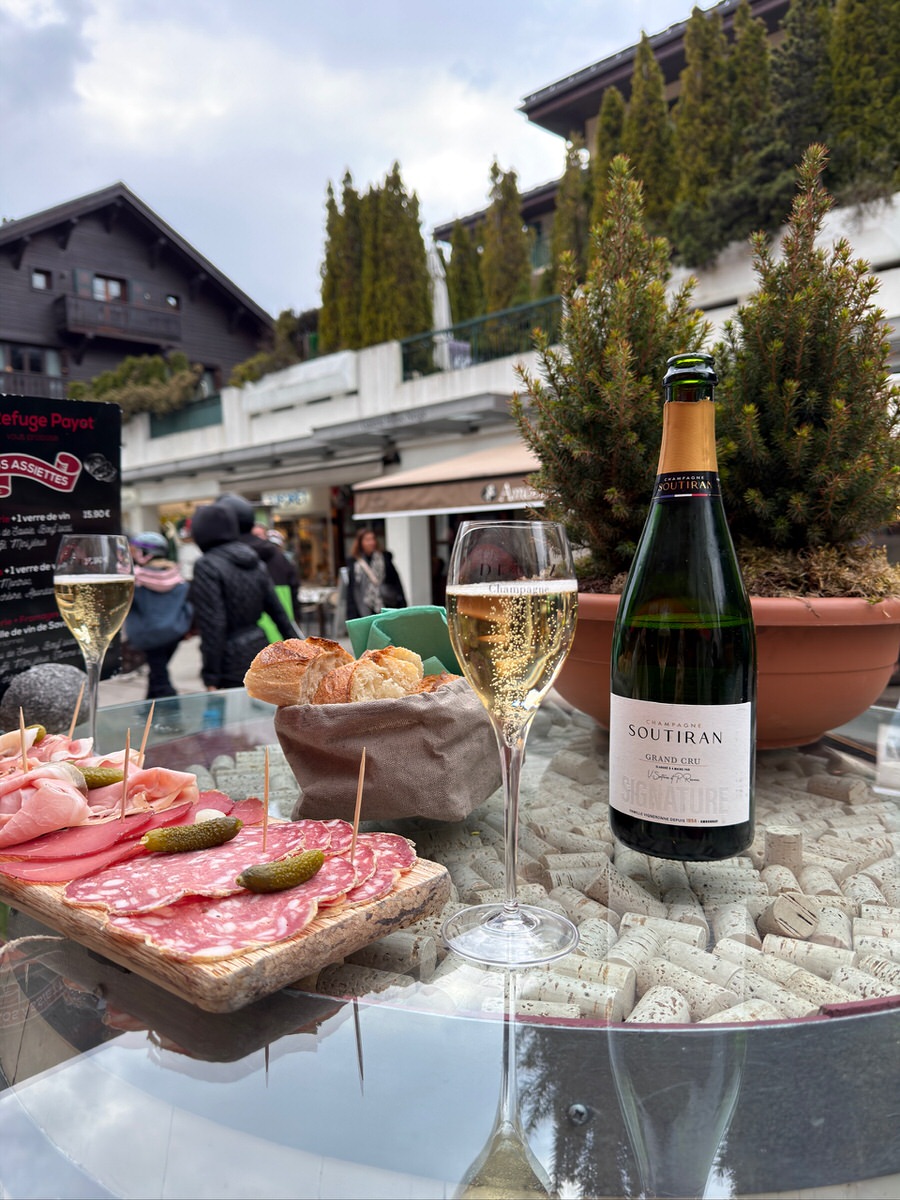 charcuterie and champaigne at le refuge payot